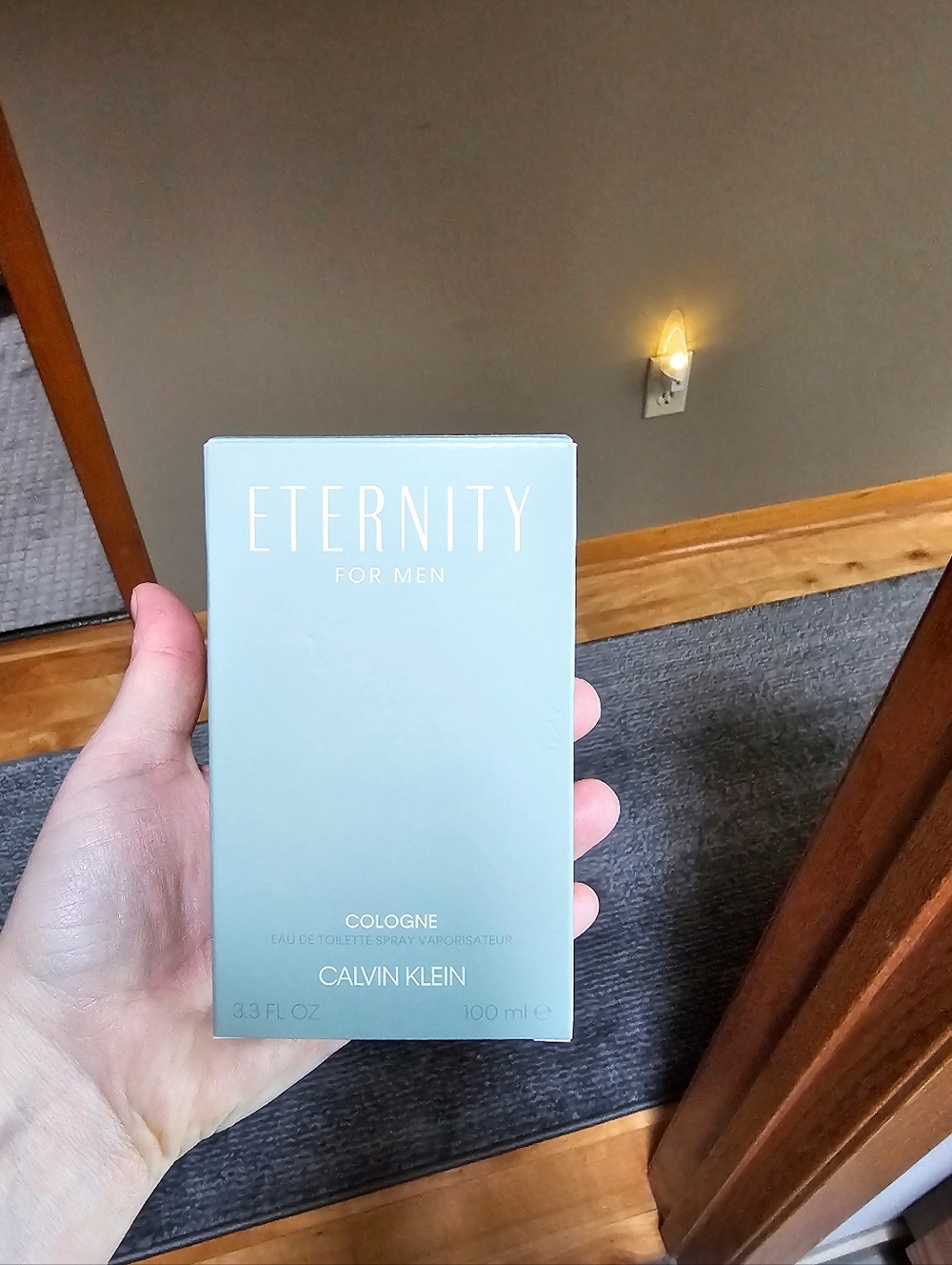 Calvin Klein Eternity Cologne - Picture 2 of 3
